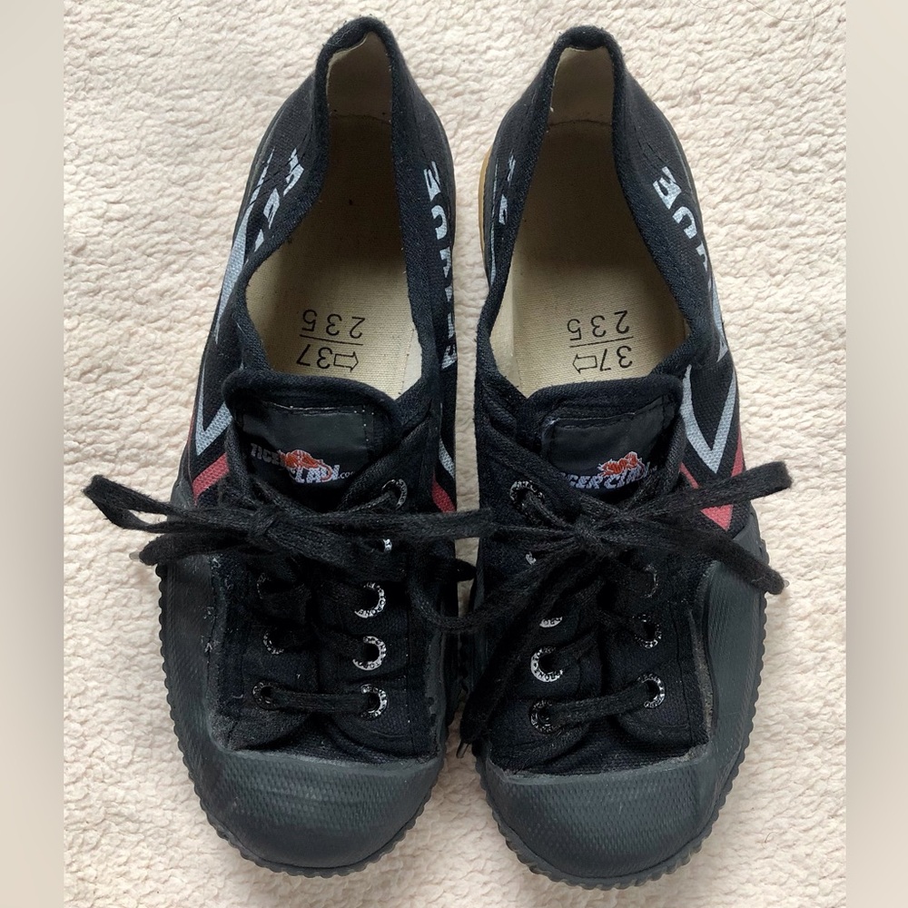 Feiyue Tiger Claw Unisex Kung Fu Parkour Tai Chi Black Canvas Size EU 37 Shoe